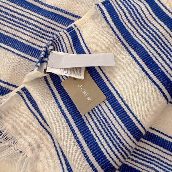 NWT J Crew Women's Summerweight Cape Scarf in Blue Stripe - Picture 6 of 6